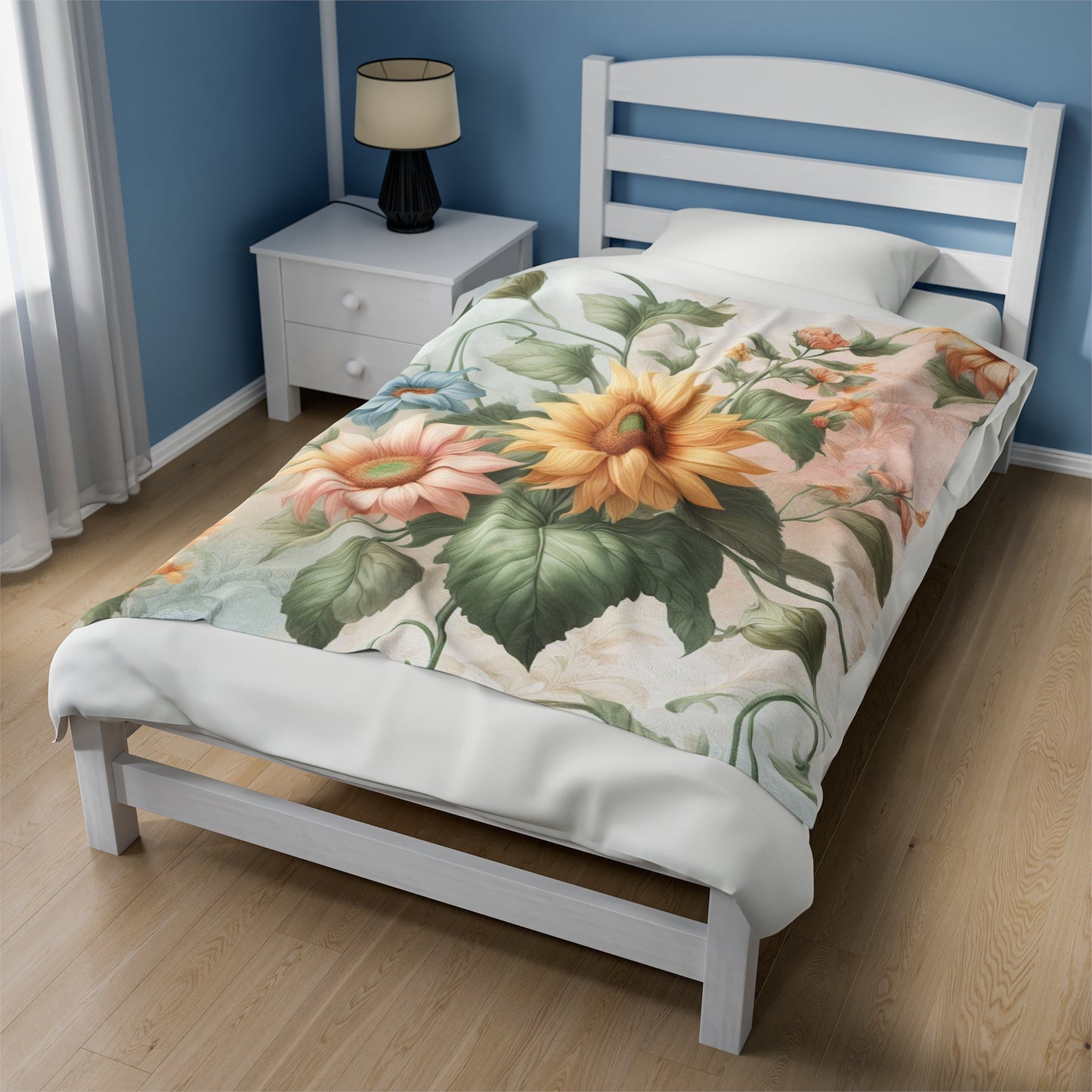 Floral Bliss Plush Throw Blanket